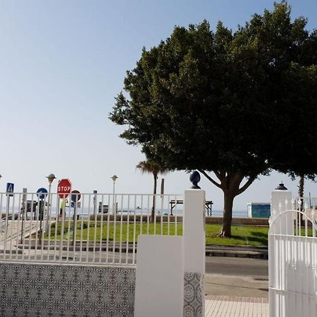 Casa 1ª Linea Paseo Maritimo Torre Del Mar Daire Dış mekan fotoğraf