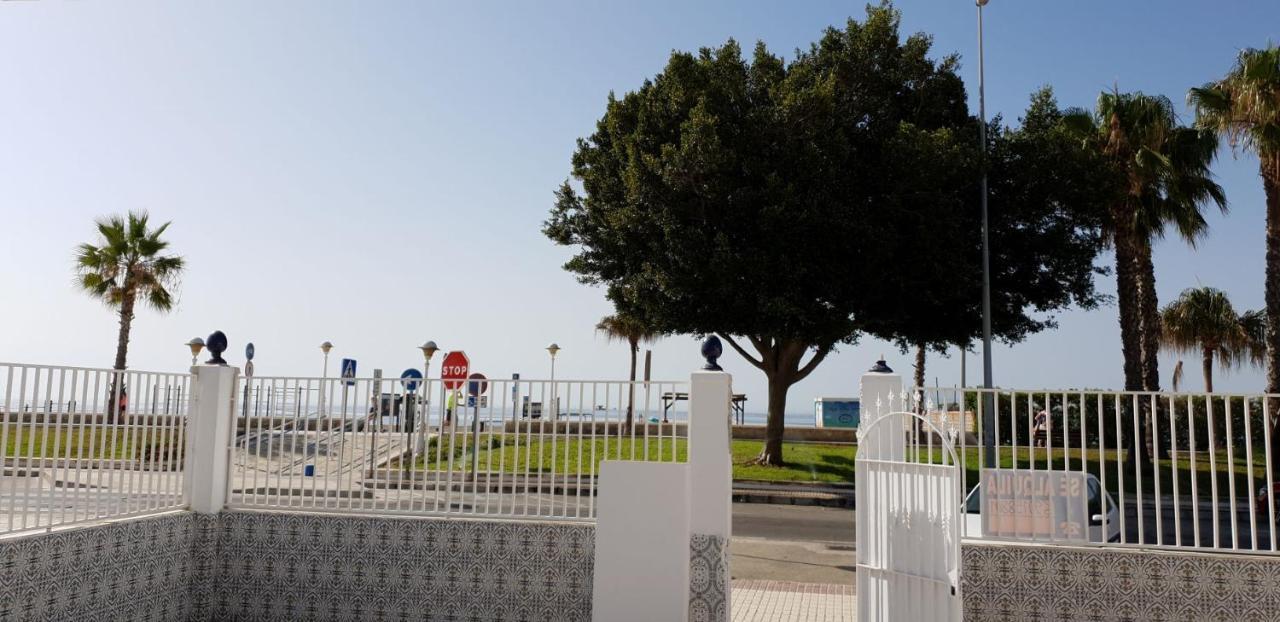 Casa 1ª Linea Paseo Maritimo Torre Del Mar Daire Dış mekan fotoğraf