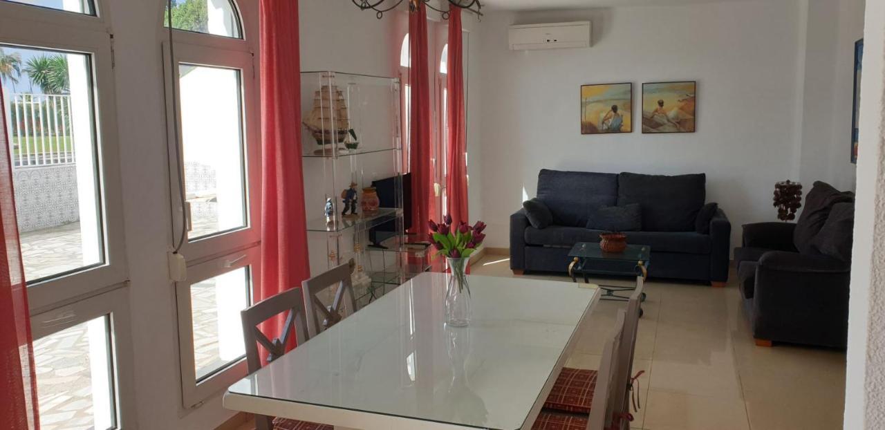 Casa 1ª Linea Paseo Maritimo Torre Del Mar Daire Dış mekan fotoğraf