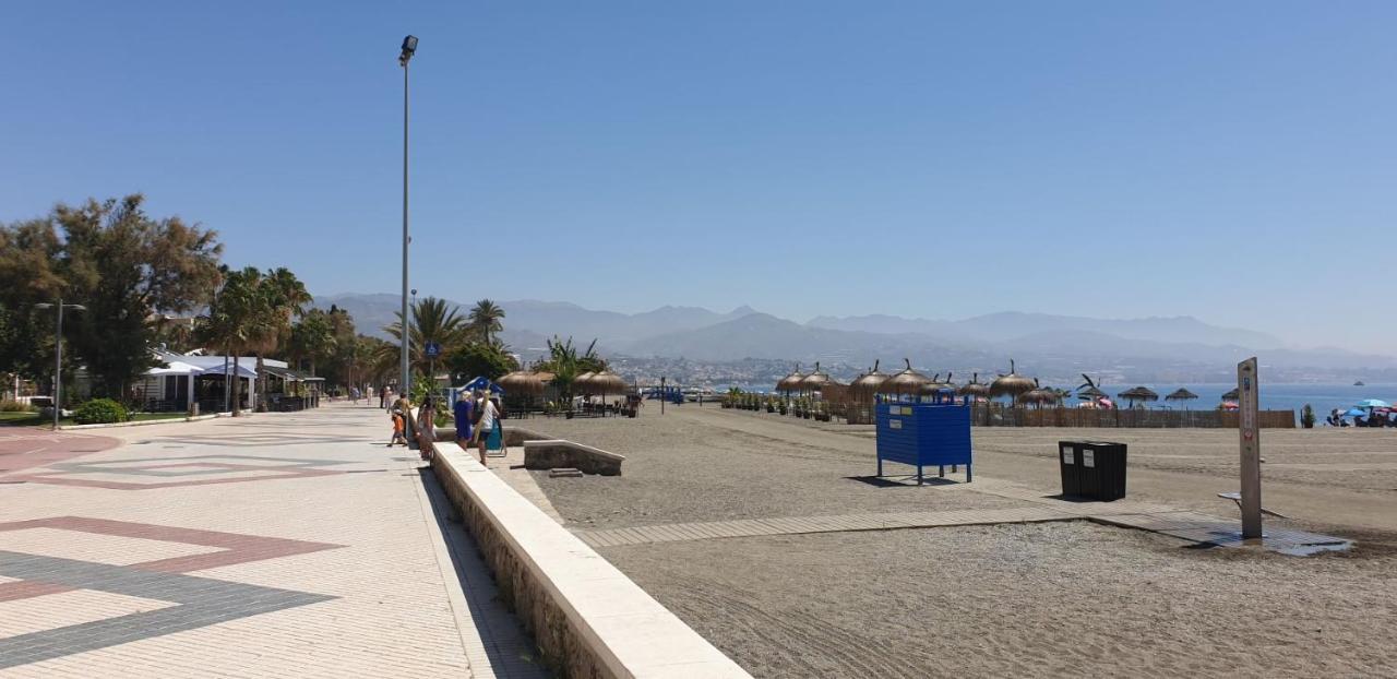 Casa 1ª Linea Paseo Maritimo Torre Del Mar Daire Dış mekan fotoğraf